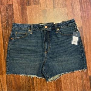 Universal Thread Vintage Midi Shorts ☀️